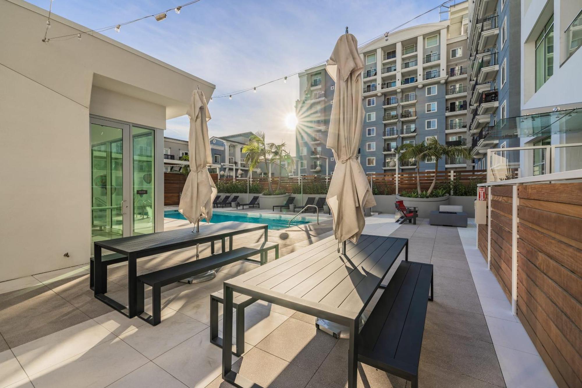 @ Marbella Lane - Penthouse W/ City & Ocean Views 롱비치 외부 사진